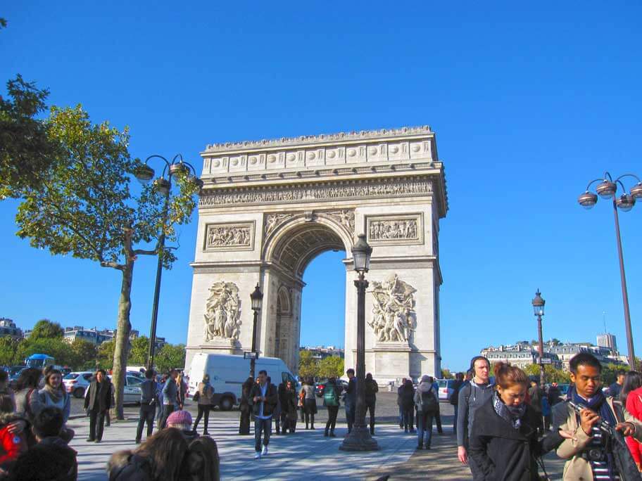 カルーゼル凱旋門の観光情報 歴史・料金・行き方・営業時間- HowTravel