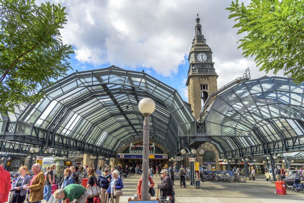 ハンブルク観光で必見の新スポット「グリューナーブンカー」ドイツ便り