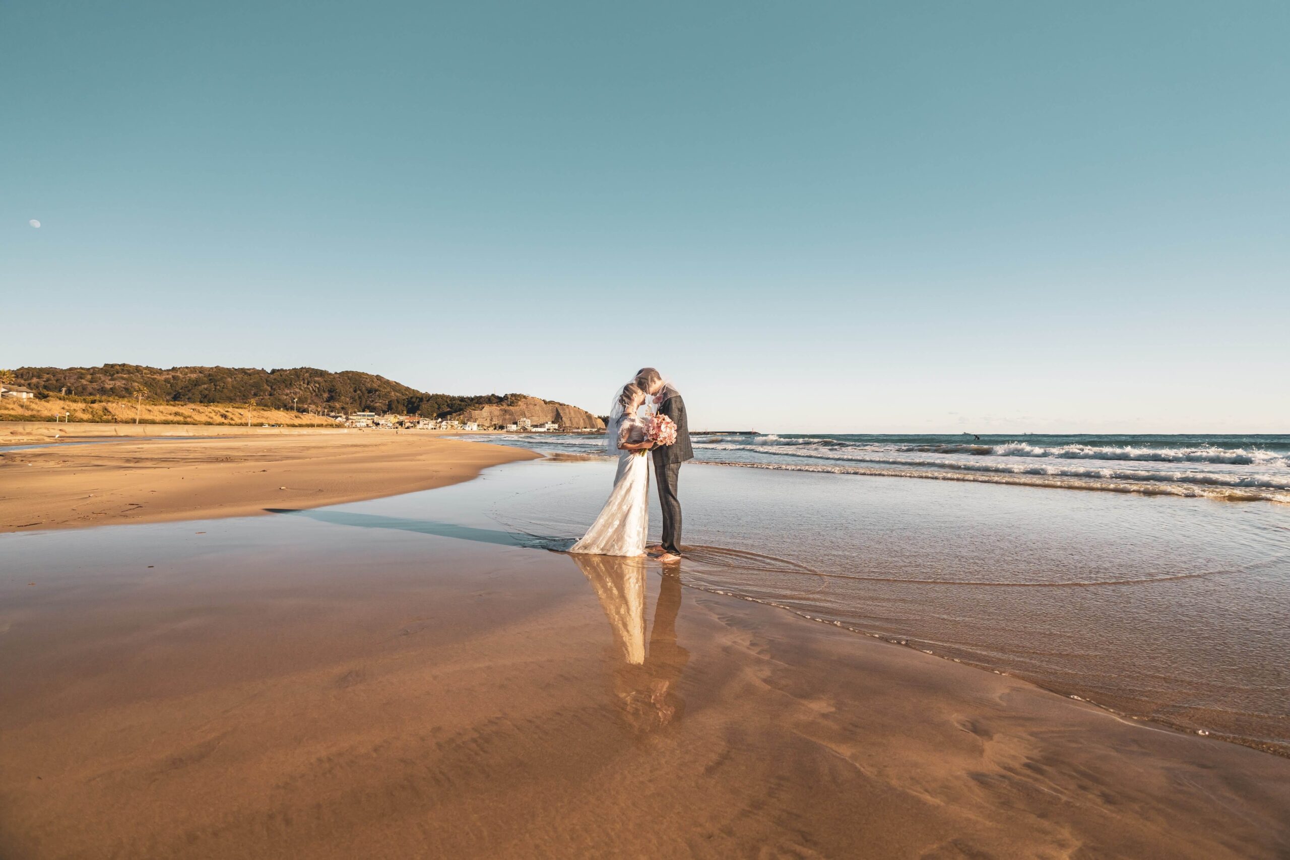 千葉県小浦海岸で神秘的な前撮り・フォトウェディング - ウェディングフォト＆ムービー LIFE ZONE