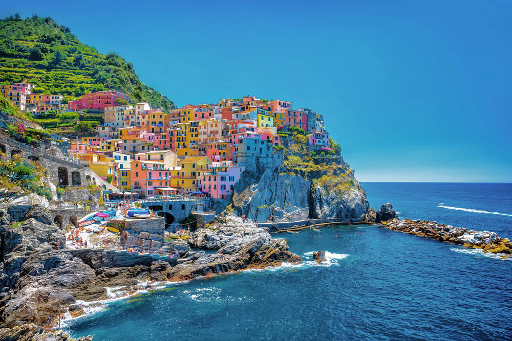 イタリアのカラフルでかわいい街並み フォートラベル