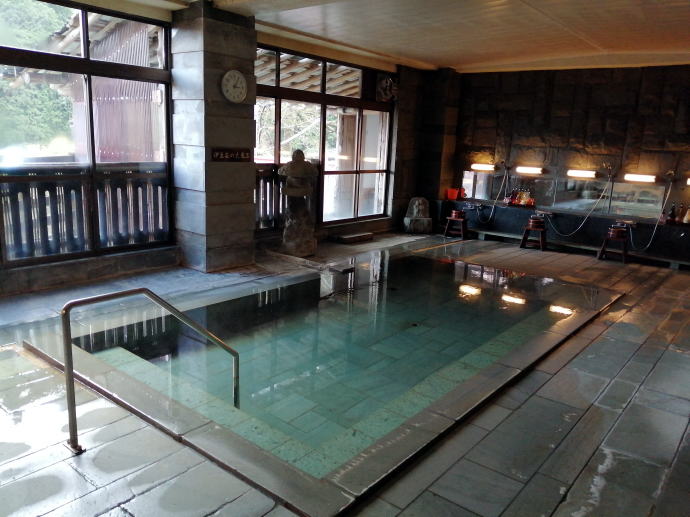 2025年4月1日 火 から、温泉プールの営業を開始いたします。 入浴料金