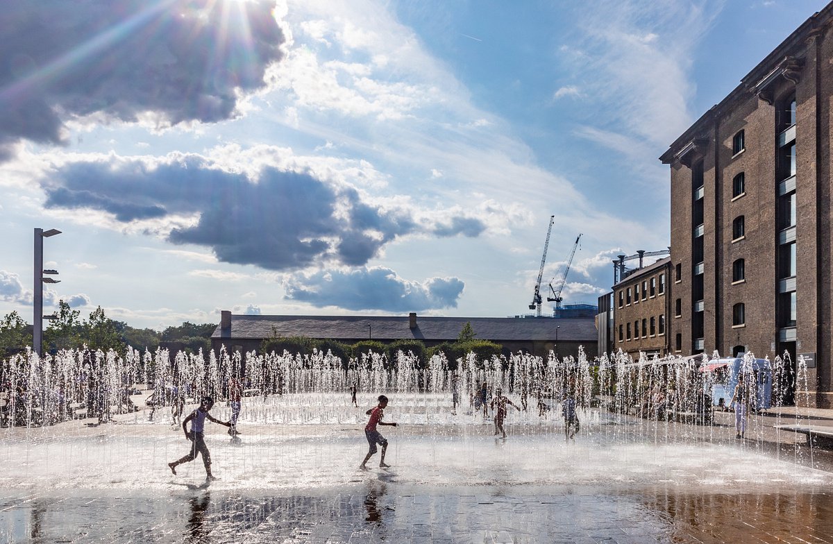 キングス クロス駅海外旅行・国内旅行のツアーやホテル予約はNEWT ニュート