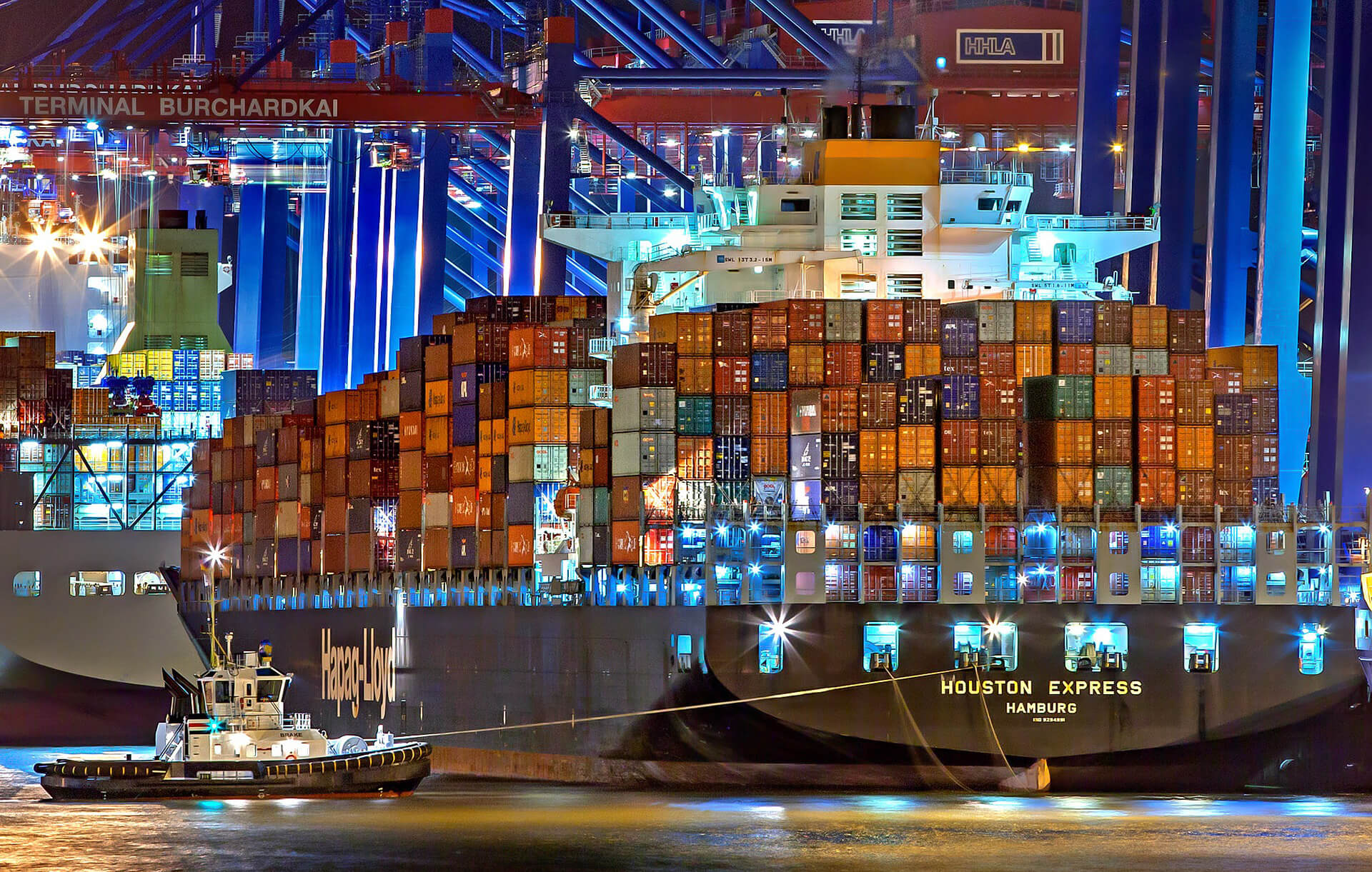 釜山沖合に水上ホテル・飛行機が浮かぶ 安全・環境問題はないかJoongang Ilbo中央日報