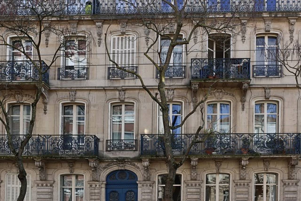 H.I.S. 走るレストラン・グルメバス バストロノームBustronomeパリパリ フランスのオプショナルツアー海外現地ツアー格安予約