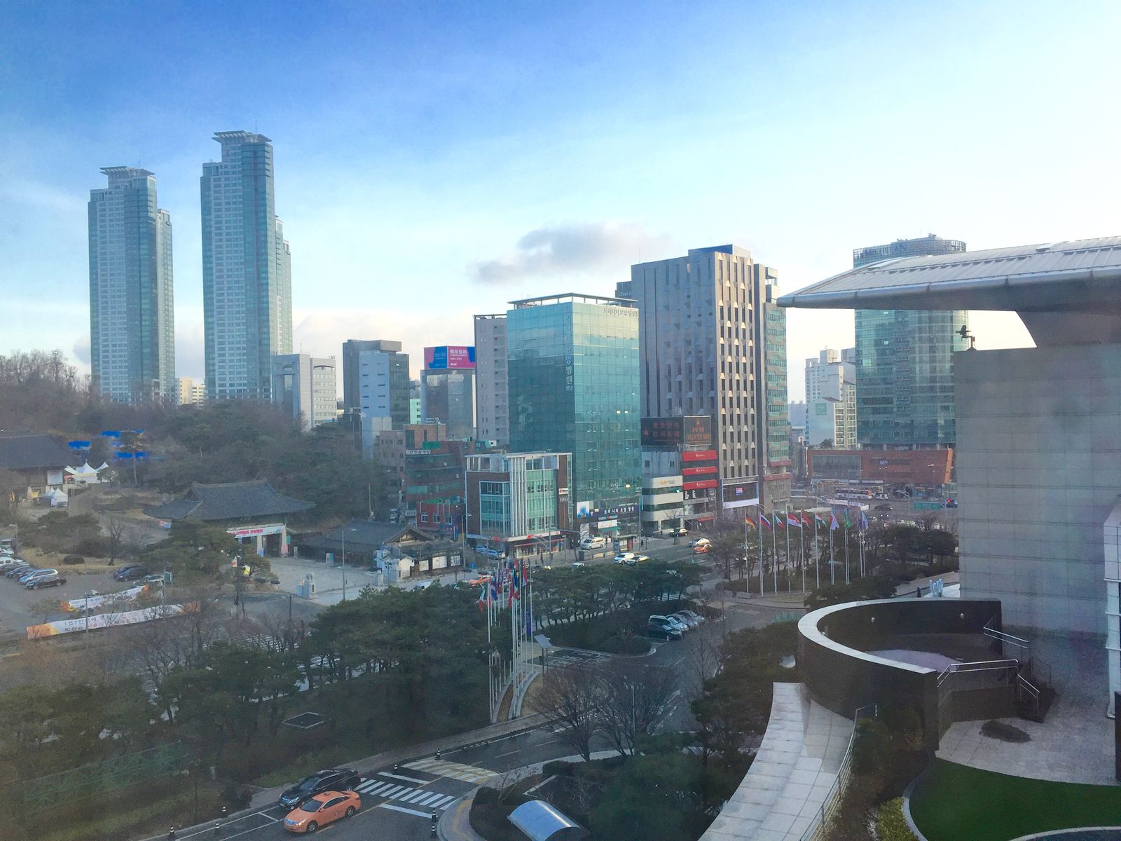 ロッテワールドタワー＆ロッテワールドモール 롯데월드타워&롯데월드몰: 韓国観光公社公式サイト「VISITKOREA」