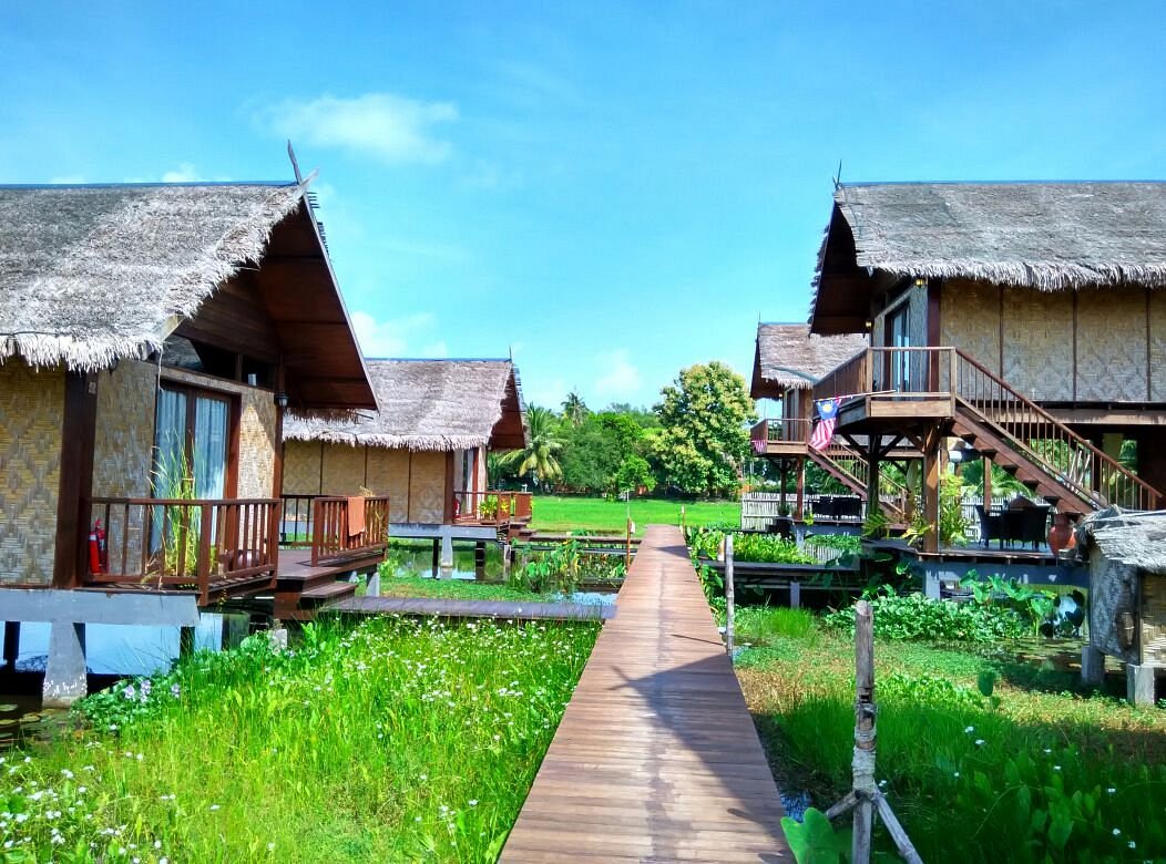 明神池 - 見どころ、アクセス & 周辺情報GOOD