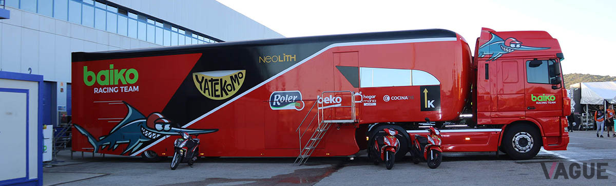 全長11m超え!? まるで高級ホテル！ 公道走行不可の巨大キャンピングトレーラーに見る日米差とはくるまのニュース