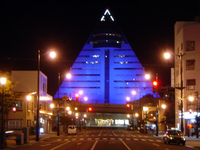 ライトアップの青森ベイブリッジ 夕景 夜景の写真素材114643533- PIXTA