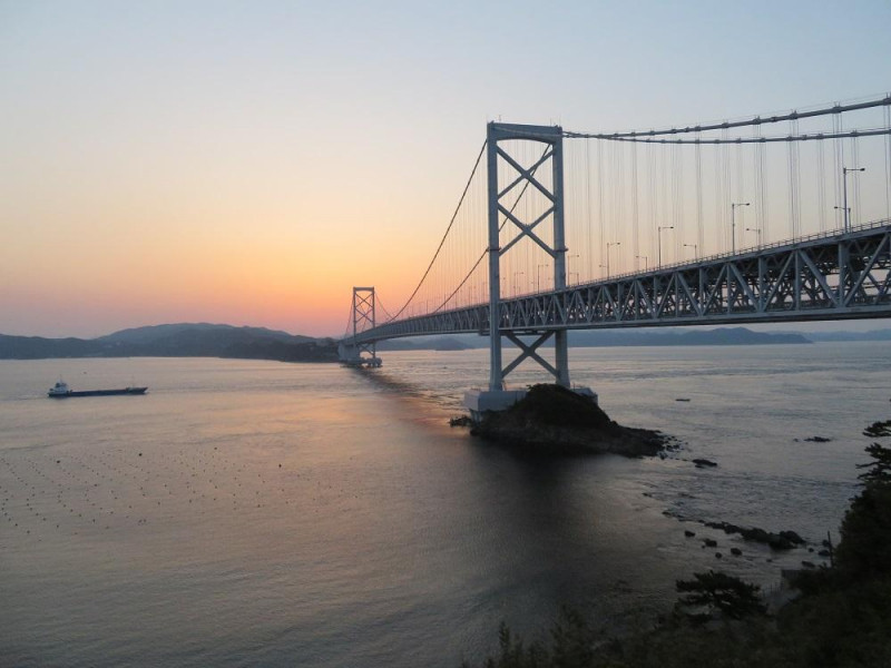 時刻表公式 うずしおクルーズ〜淡路島から鳴門の渦潮を体験