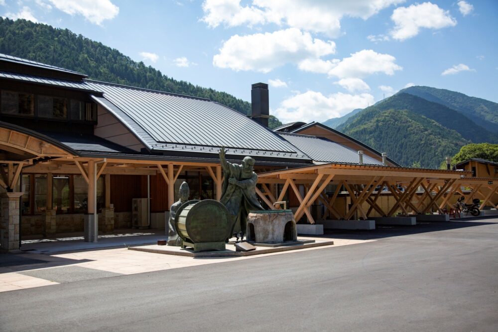 道の駅遠山郷・かぐらの湯 2025年10月4日リニューアルオープン– 信州遠山郷