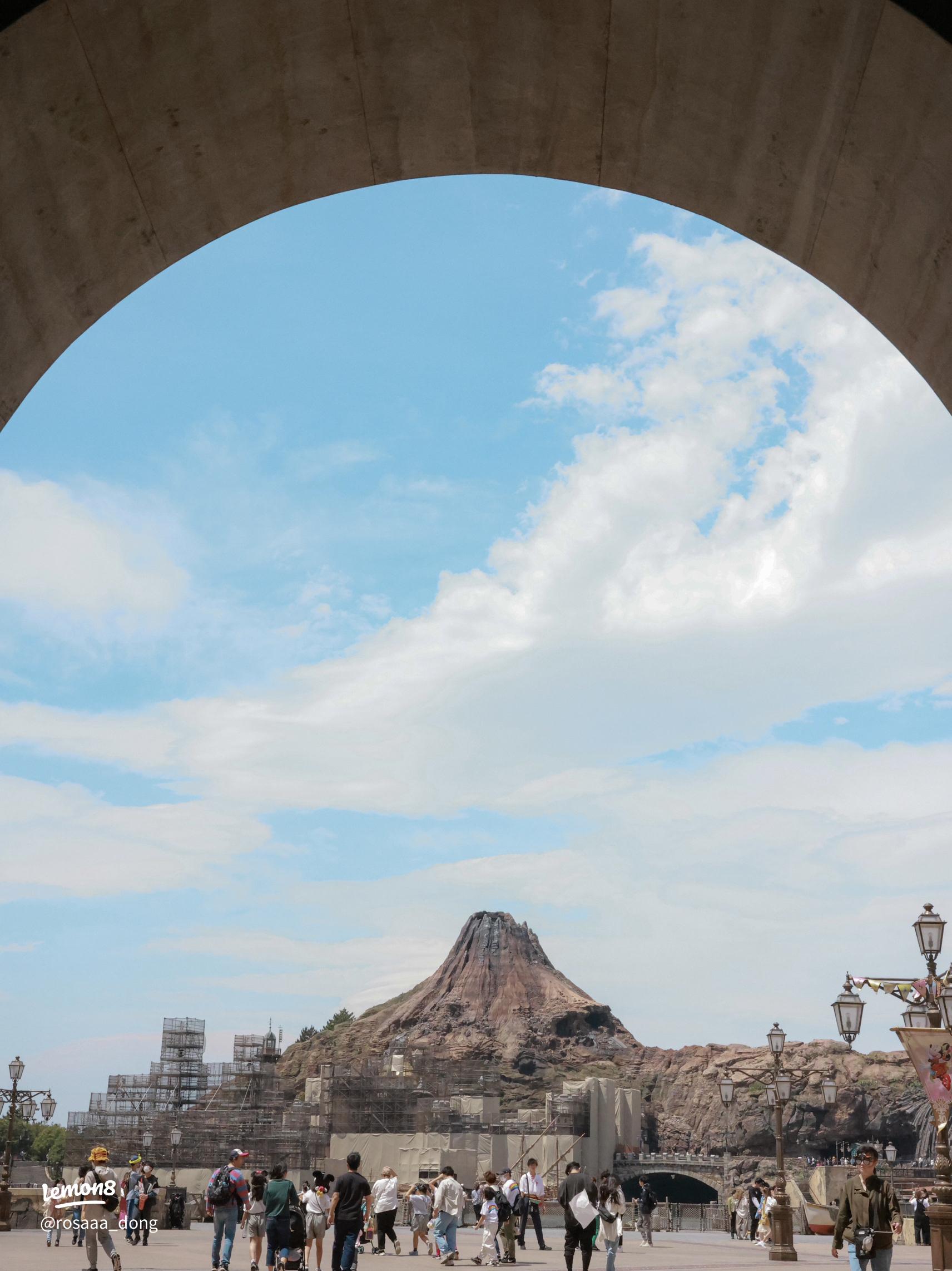 𝑹𝑰𝑲𝑨𝑪𝒉𝒊𝒍𝒍 & 𝑩𝒆𝒂𝒖𝒕𝒚 𝑯𝒐𝒍𝒊𝒄