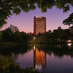 札幌市天文台 中島公園内 「中島パフェ」