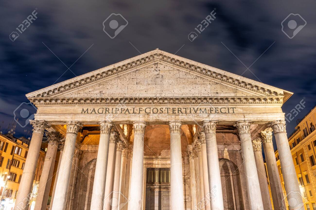 パンテオンとロタンダ広場、ローマ、イタリア