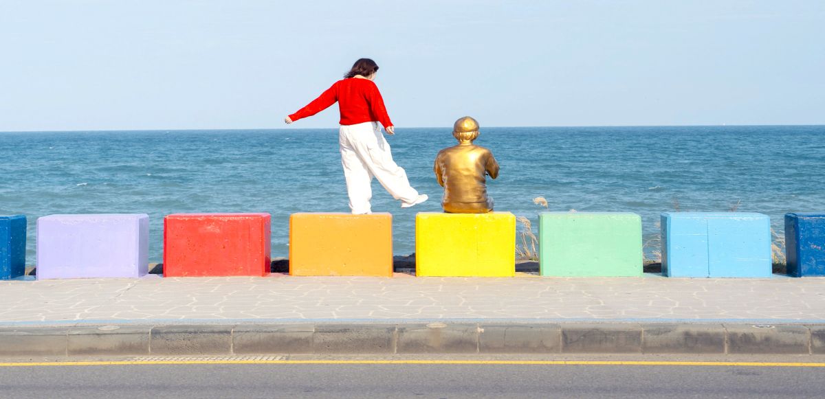 済州島観光ツアー 翰林公園や天帝淵滝などリゾート感溢れる風光明美な西部の魅力を巡る 海鮮鍋ランチ＜貸切 1日