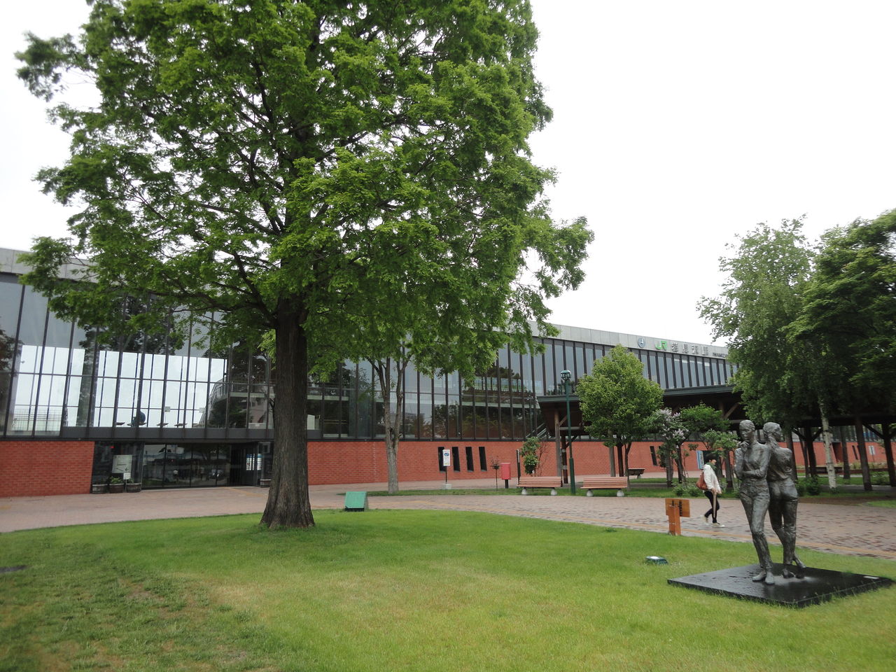 岩見沢 手打ちそば 凛 天もり1300円で一杯老後始めてみました♪