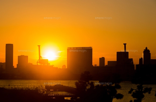お台場海浜公園から見る美しい夕日 - 東京の隠れた名スポット