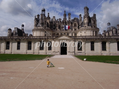 フランス・シャンボール城の魅力！世界遺産の歴史・観光の見どころや行き方などを解説NEWT ニュート
