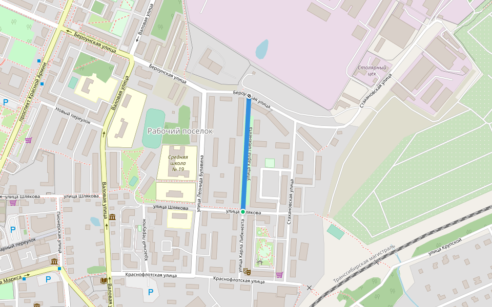 ロシアの撮影場所が不明のフォレストレイクっていう湖は実在するんですか- Yahoo!知恵袋