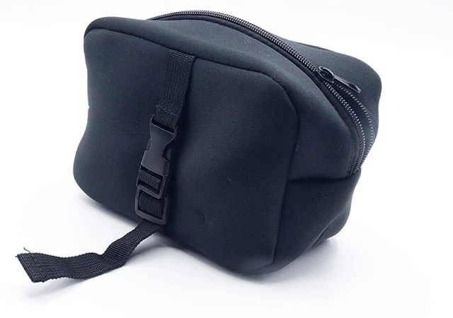 ダイソーのトラベル収納ケースをレビュー！バッグとポーチがセットでキャンプにもピッタリノマドキャンプ