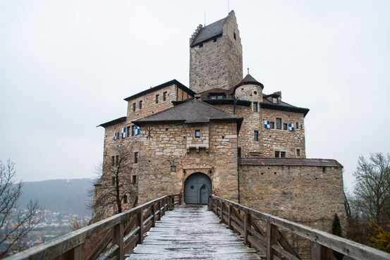 美しい外観にうっとり♡一度は見たいヨーロッパの古城・宮殿7選 - Tripa