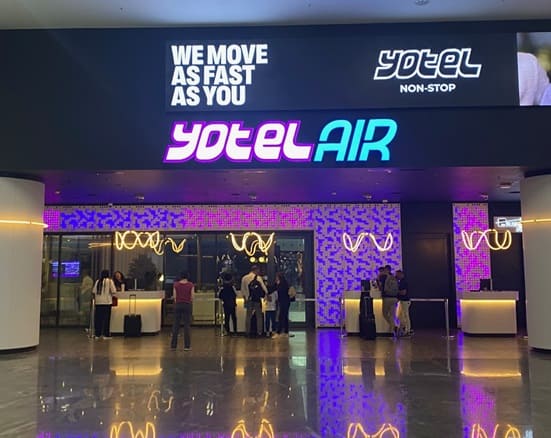 Vol.12 イスタンブールツアーのために空港泊したのに無駄だった話チェコ医学生 駒井マキ