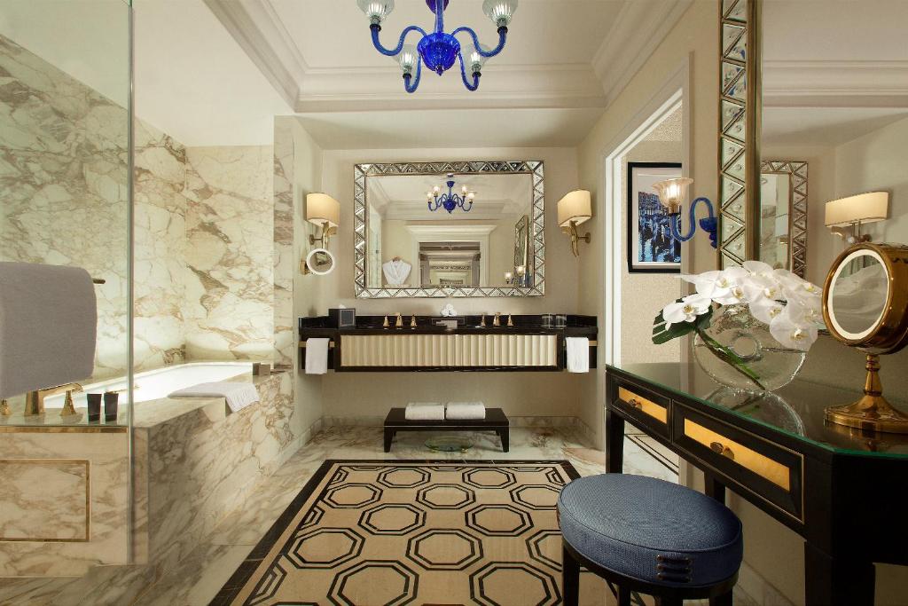 ベネチアン マカオ カジノコタイ- ツアーとアクティビティエクスペディア