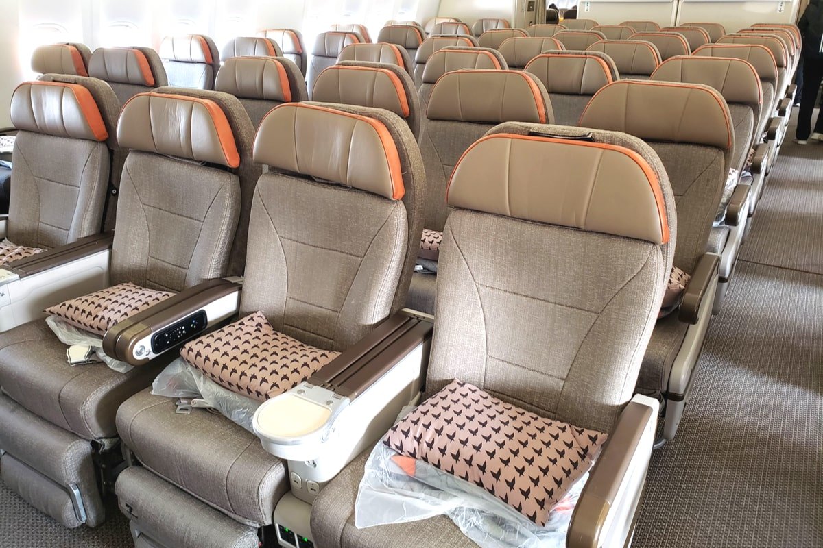 全日空プレミアムエコノミークラス 羽田～デリー 837便 B7872023 03キムラのメモ