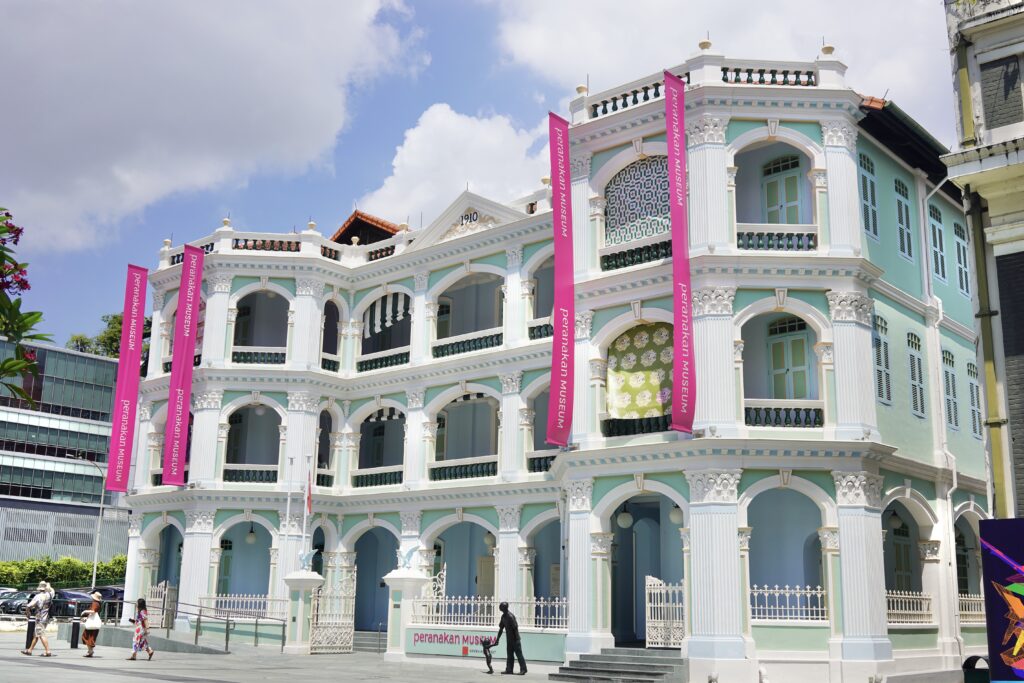 プラナカン文化を体現した、シンガポールのホテル。ホテルへBon VoyagemadameFIGARO.jp フィガロジャポン