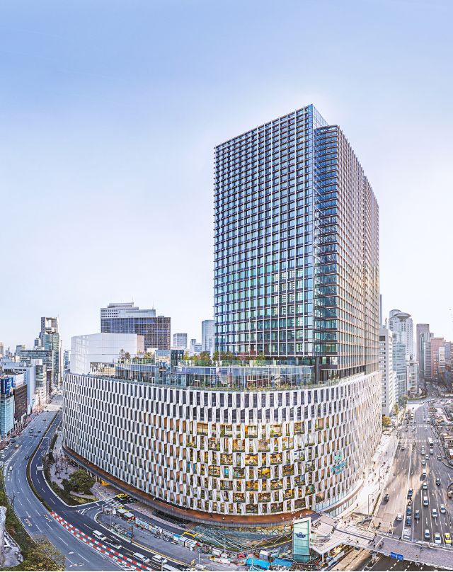 大阪梅田ツインタワーズ・サウス - Wikipedia