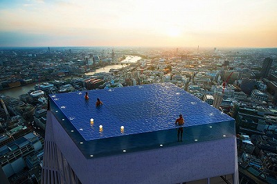 高層ビルの上のナイトプール『Paradiso Azzurro高千穂マサキ』 - Cluster CreatorsGuideバーチャル空間での創作を学ぶなら