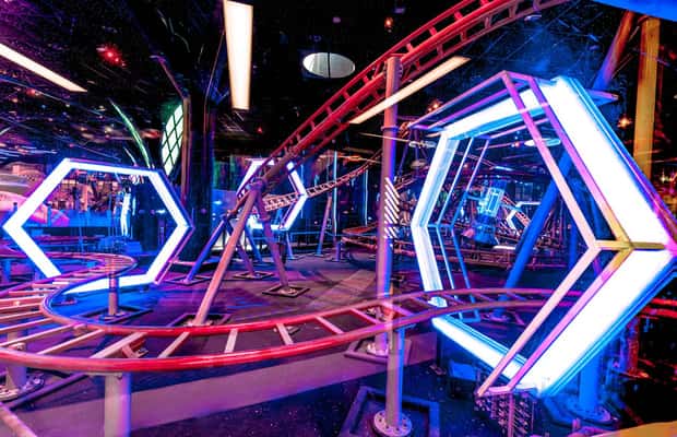 ＢＴＳジョングクさん、Ｗ杯開会式で公式ソングを熱唱 カタールの有名歌手も加わる : 読売新聞