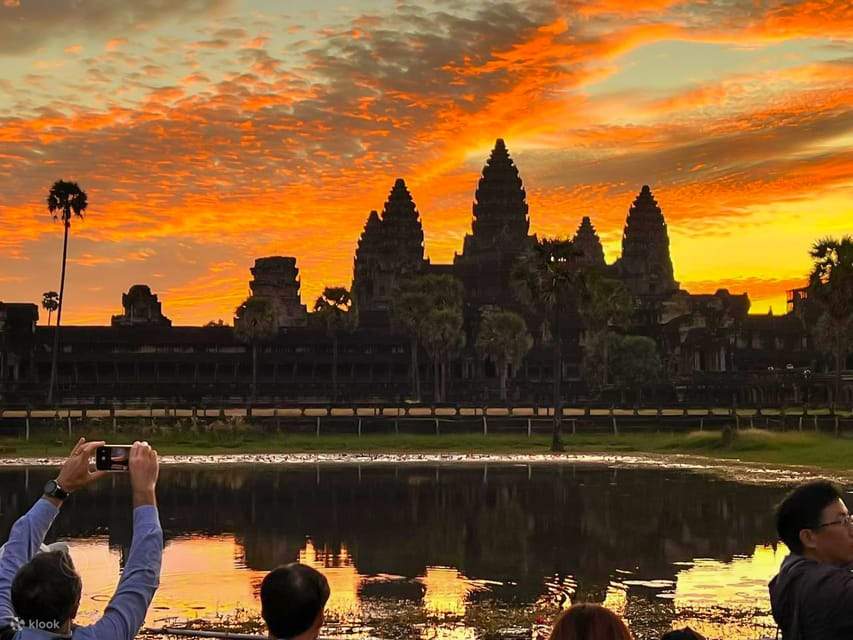 2025 アンコールワット日の出または日の入りツアー シェムリアップからのガイド付き 、提供元：Angkor