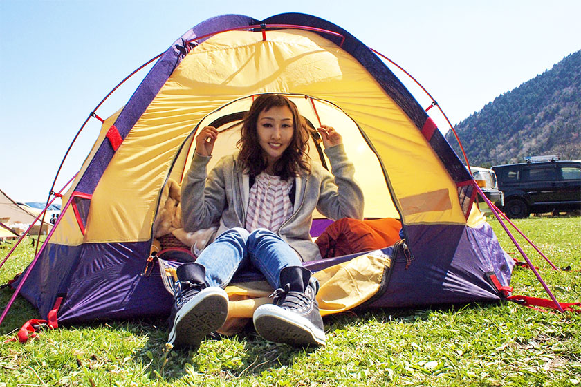 リッチな雰囲気を楽しめる！夏のグランピングメンズファッションのコツ