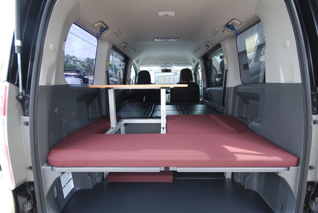 ＶＯＸＹ用ベッドキットで理想の車中泊！福岡Ｓ様軽キャンピングカー・ＯＫワゴン