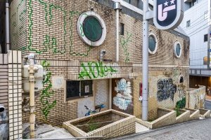 tiktok20万再生 開かずのホテル「アランド」の謎shorts渋谷ホテル -