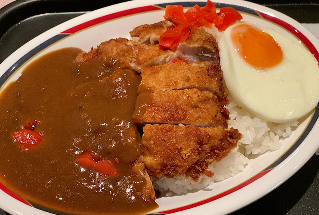 レトロ建築が美しい、東京で訪れるべきおしゃれカフェ10選ELLE DECORエル・デコ