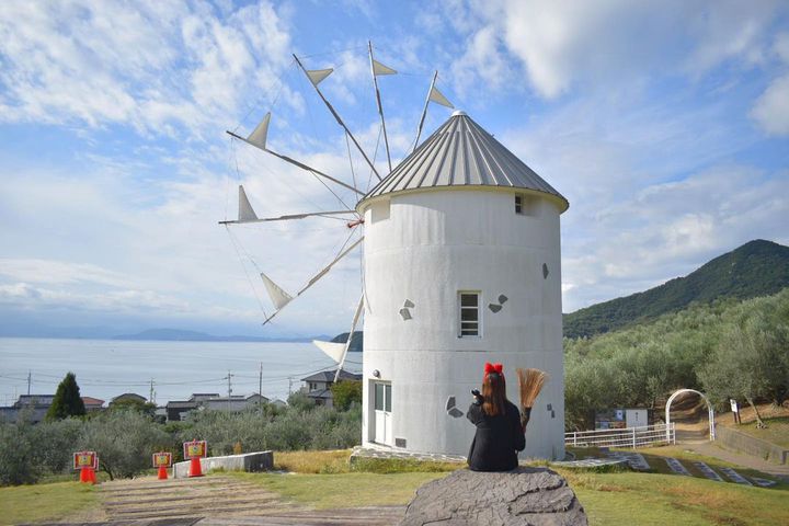 そこにいるだけで心がときめく、非日常の場所へ静かで、おしゃれで、景色がきれいな場所で、ひたすらのんびり過ごしたい 。そんな気分に寄り添ってくれるような、素敵なホテルを集めてみました。ふと、日常を離れたくなった時に。ぜひ訪れてはいかが。「気になる、行っ