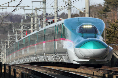 新幹線は何分前から乗れる？新幹線に乗れるタイミングやホームに並ぶ時間を分かりやすく解説！ - らくちえトラベルノート