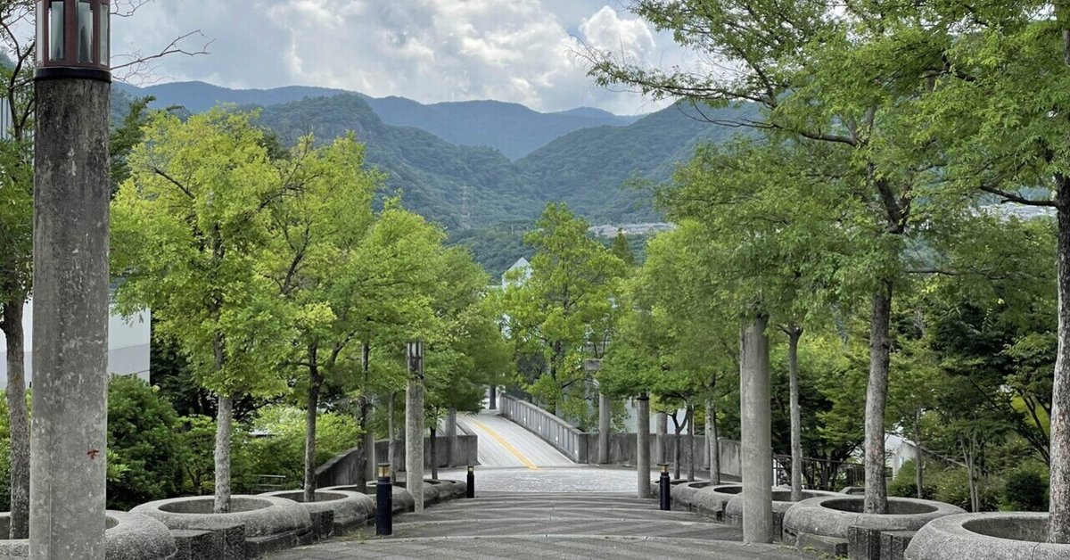 新興住宅街西宮名塩のマンション群の写真素材81513986- PIXTA