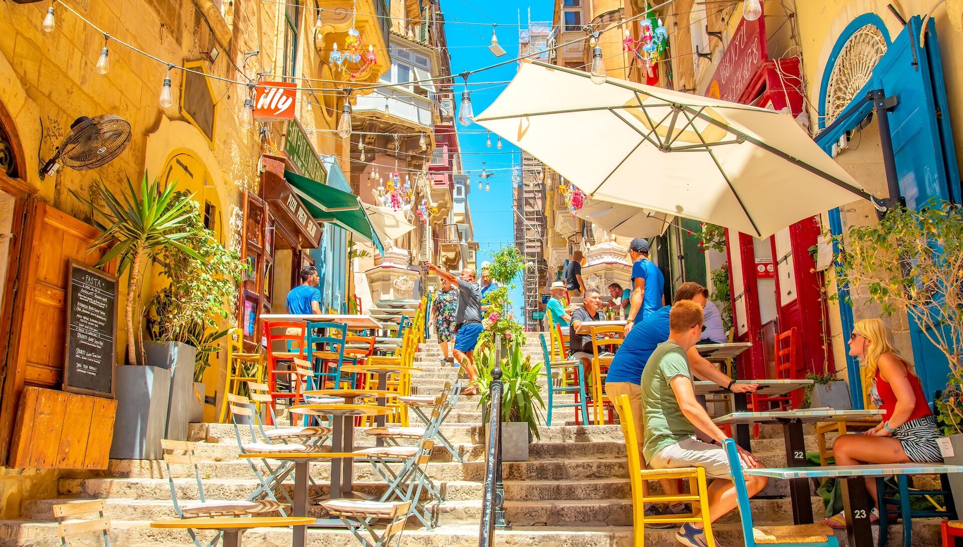 憧れの絶景にうっとり 絶対に感動するヨーロッパ厳選スポット5選 -