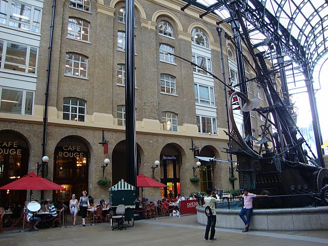 ウォータールー地域個人旅行ガイド 2025年 ：おすすめの周辺アクティビティ、人気観光スポット、旅程の計画、宿泊施設、グルメ、交通機関、天気など、旅行に必要な情報が満載