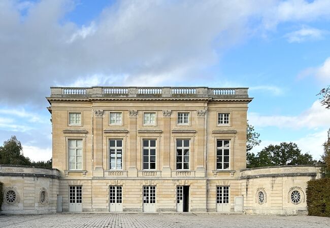 大トリアノン宮殿 - Wikipedia