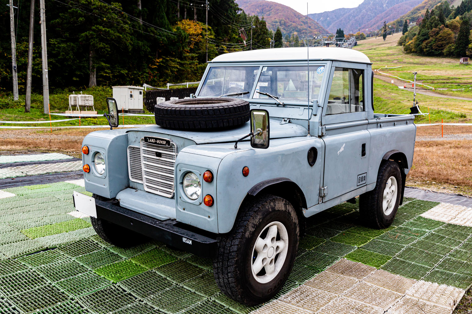 ランドローバー シリーズ2 88A クラッシクカー