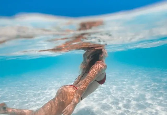 フィッツロイ島のヌーディビーチケアンズクイーンズランドオーストラリアグレートバリアリーフ - オーストラリア ケアンズのストックフォトや画像を多数ご用意- オーストラリア