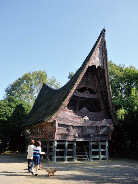 トルコ イスタンブールの街の家屋は⁡ シックで上品な内装と開放的なつくりが特徴🏡⁡ ⁡