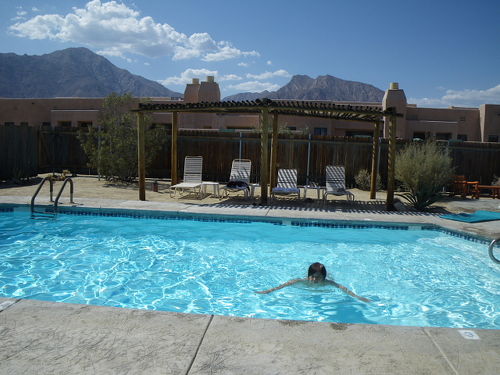 アメリカの家のプールの写真素材・画像素材 Image 47136372