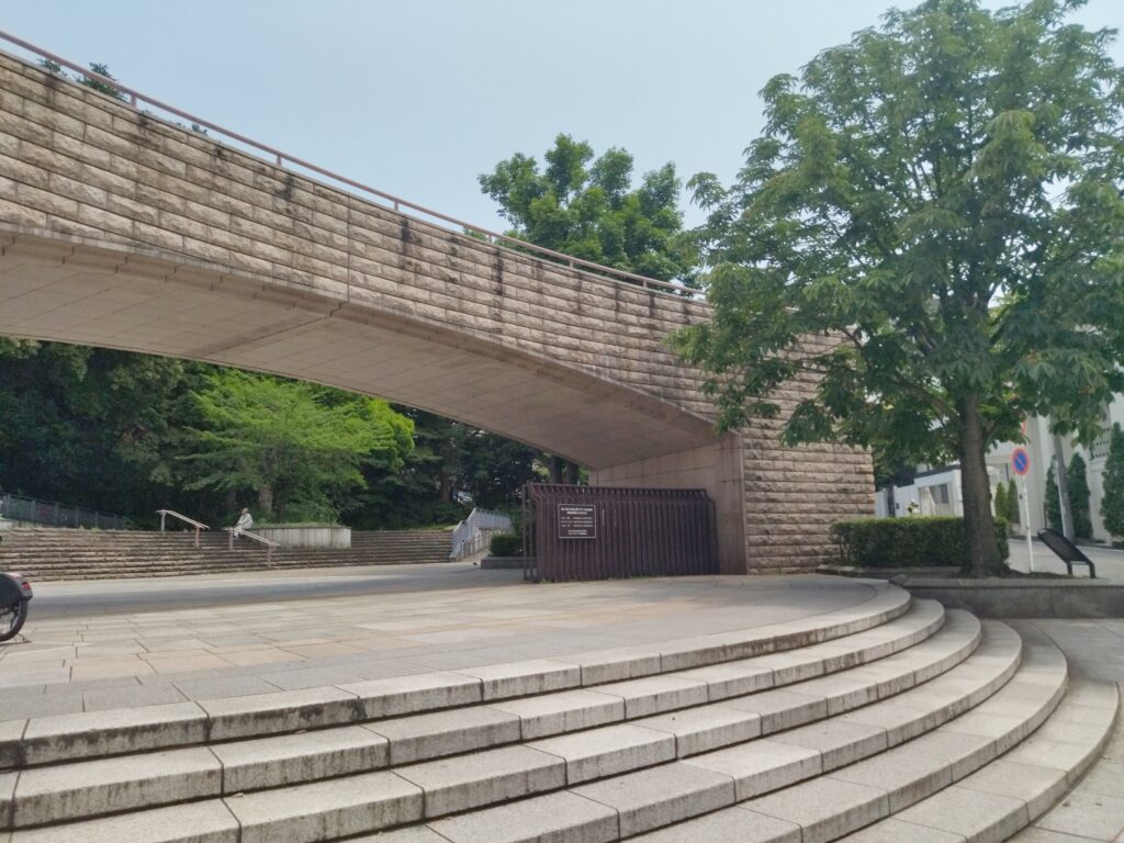 横浜元町から港の見える丘公園や神奈川近代文学館へのんびり散策フジムラコンテンポラリーアートブログ