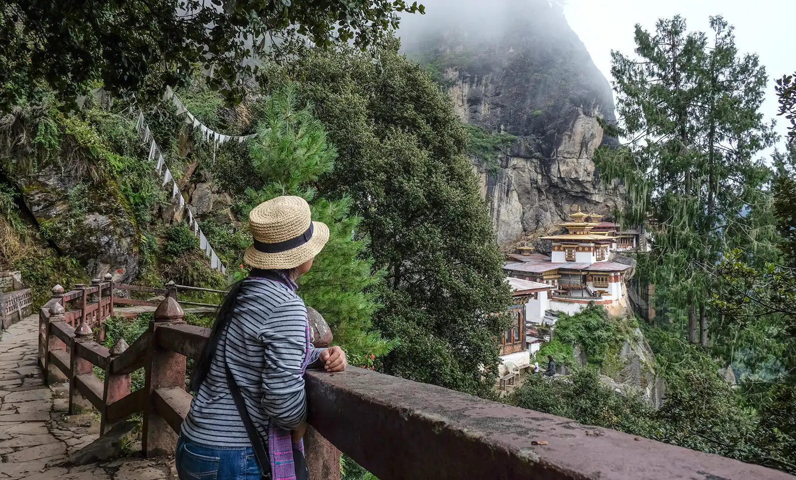 一生に一度は訪れたい聖地！「タクツァン僧院」TRIPPING