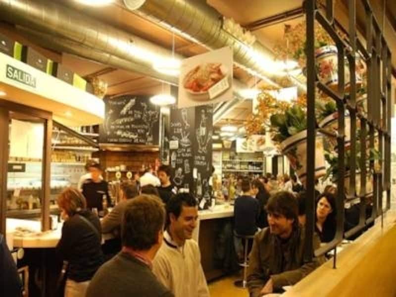 バルセロナのボケリア サンジュセップ市場 は食事やお土産購入にピッタリ！肉や魚、おかしなど何でもそろう！！