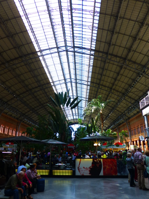 マドリード アトーチャ駅のコインロッカー情報 -